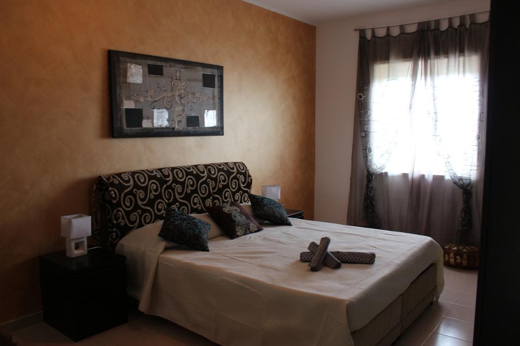 Villa Meriem Noto Chambre photo